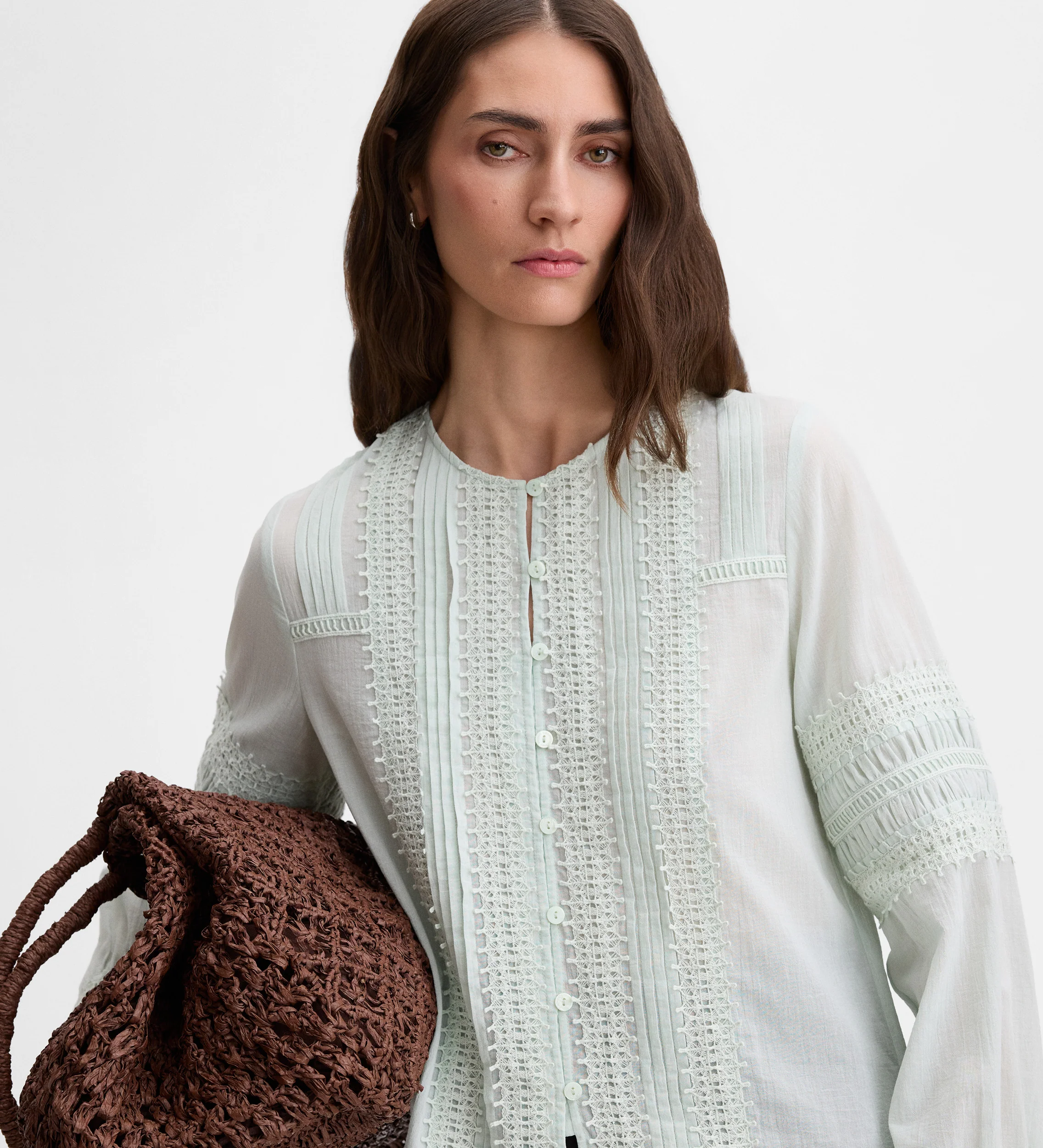 Blusa con pasamanerias - Image 4