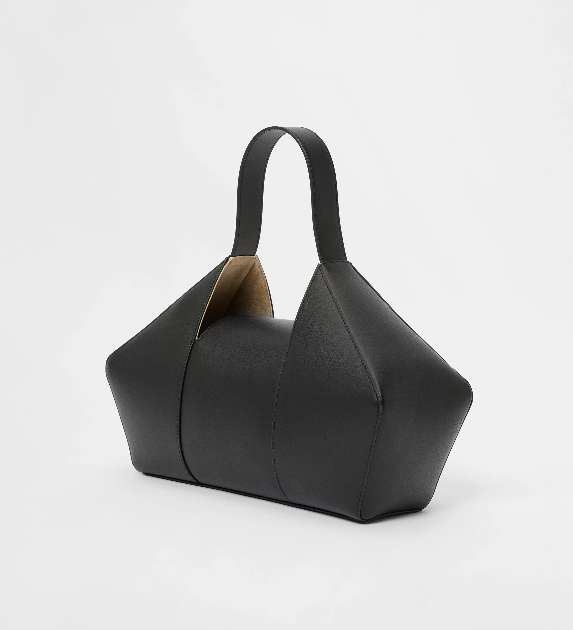 Bolso diseño geométrico - Image 4