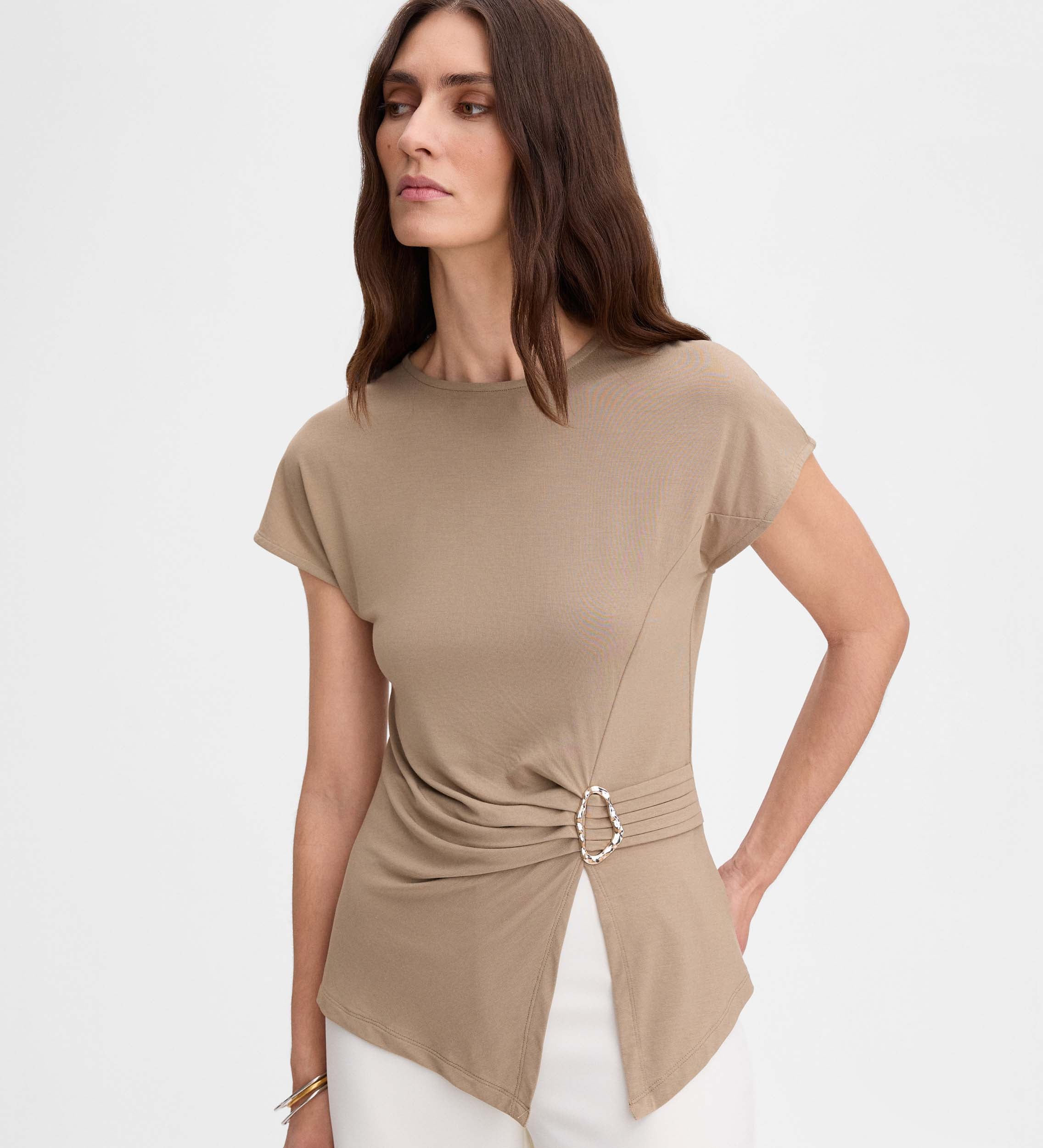 Camiseta asimétrica hebilla - Image 4