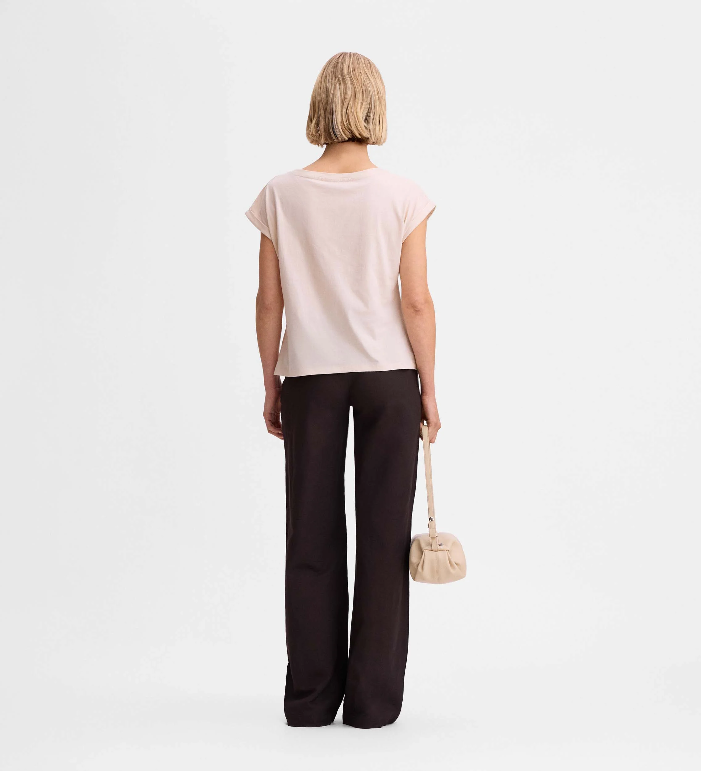 Camiseta con bordado - Image 5
