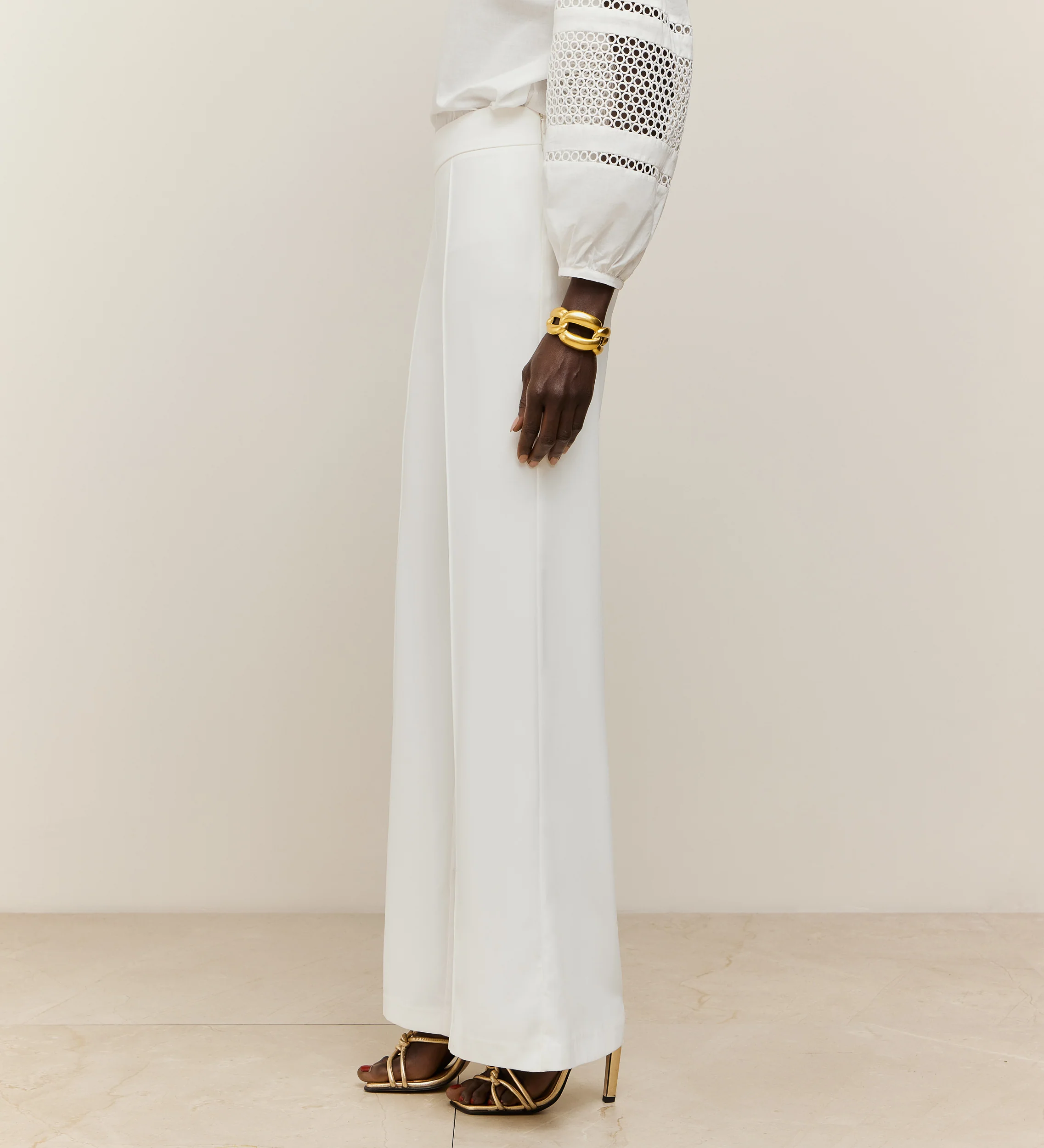 Pantalón crepé acampanado - Image 2