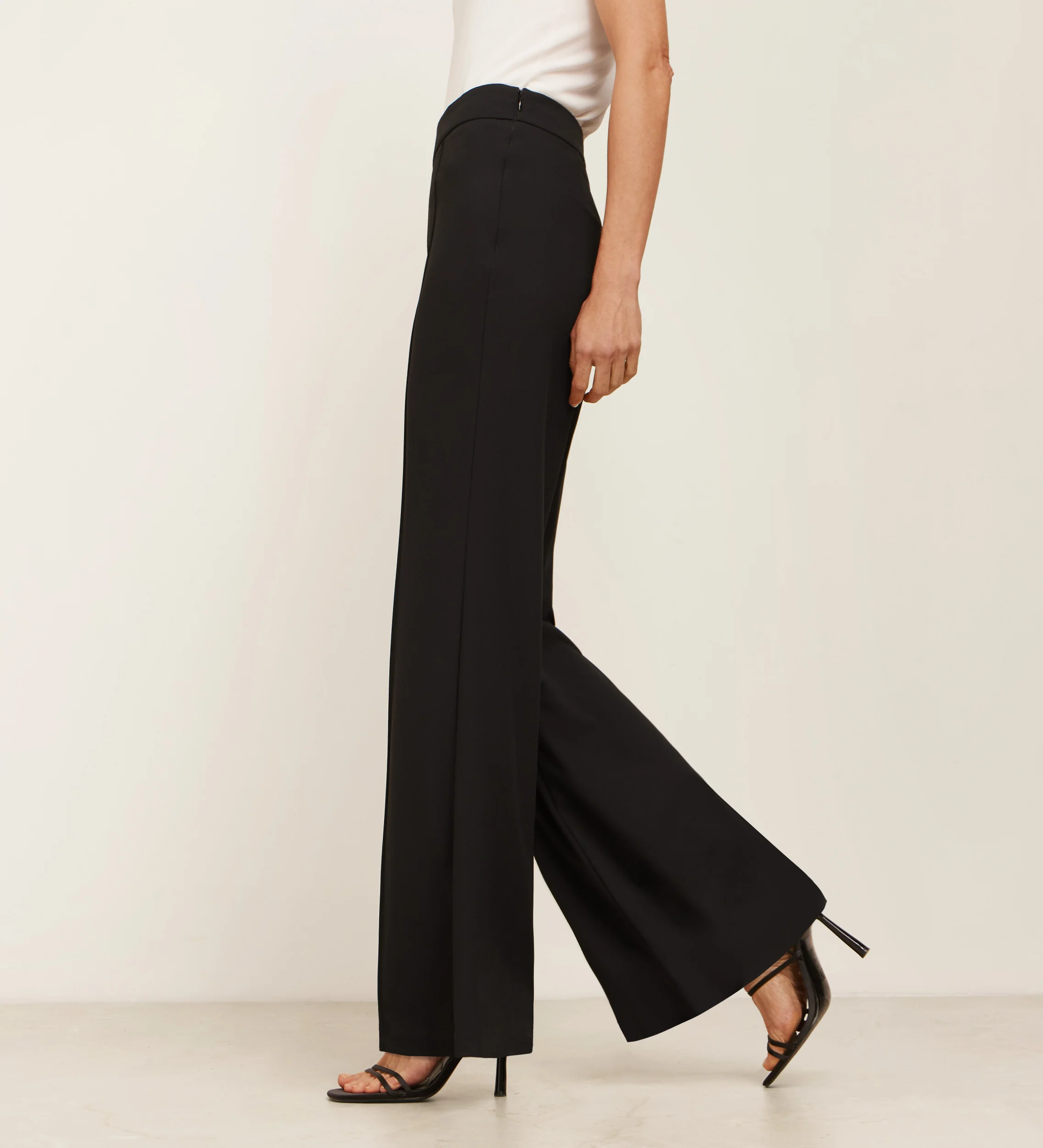 Pantalón crepé acampanado - Image 5