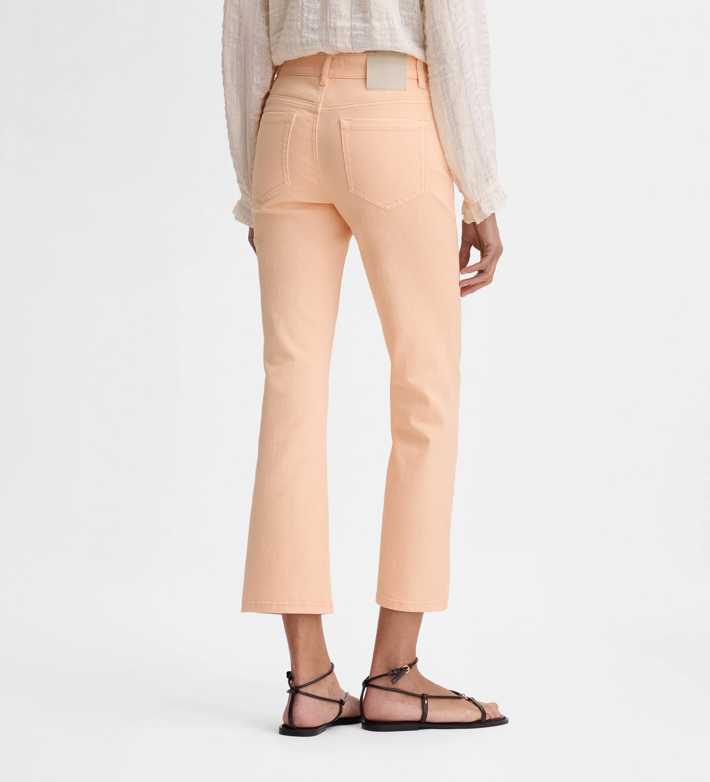Pantalón crop acampanado - Image 4