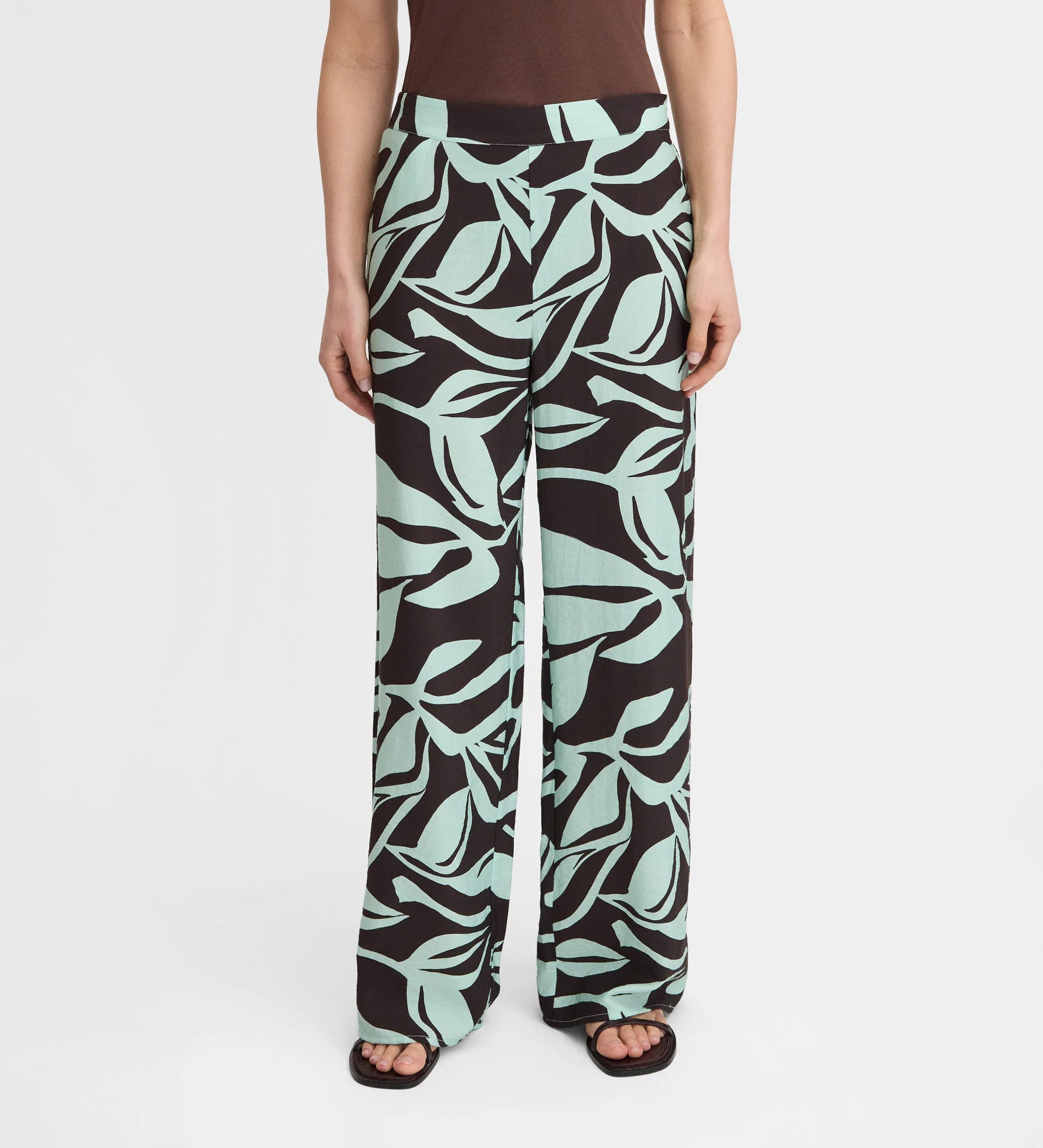 Pantalón fluido estampado - Image 3