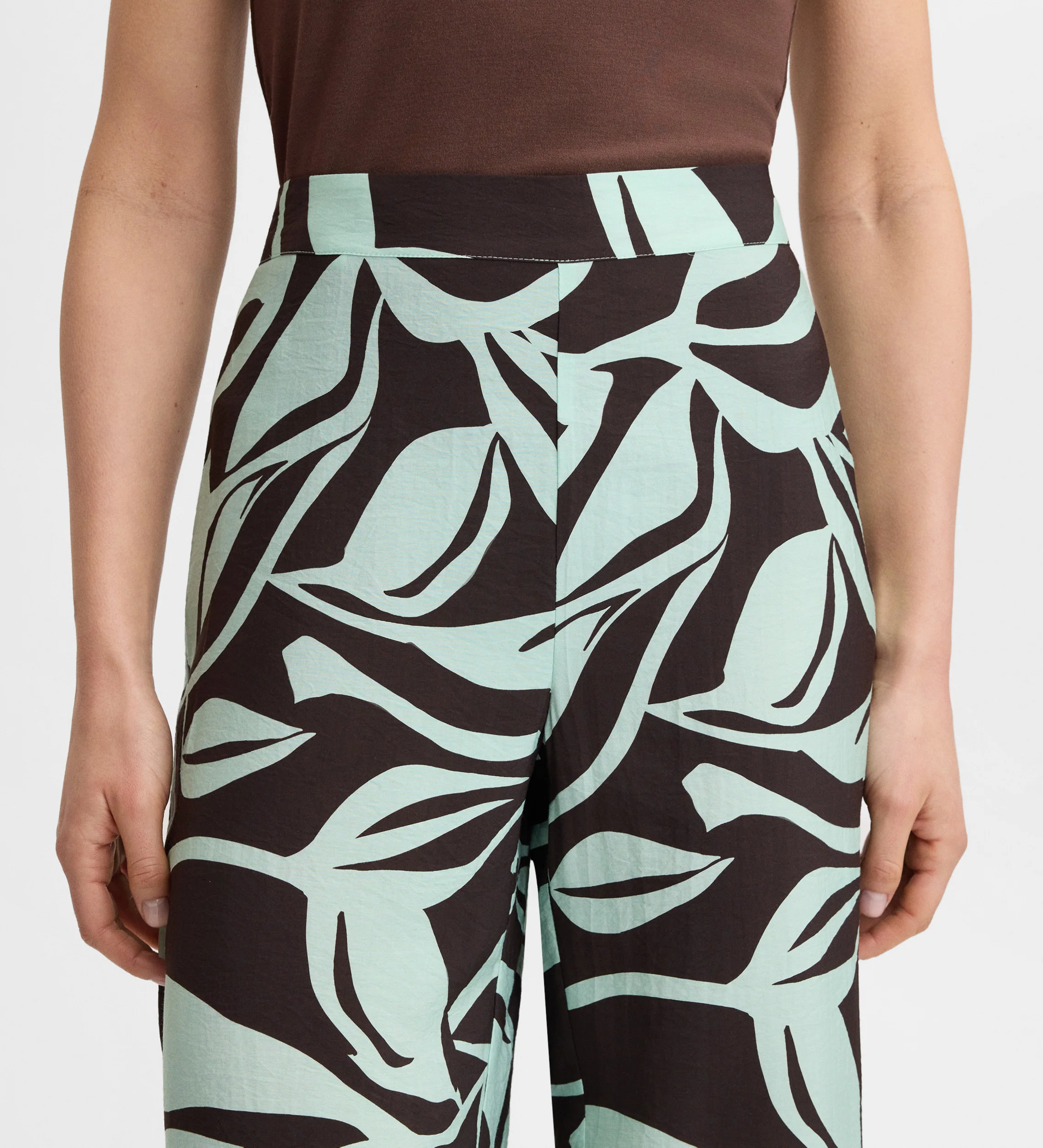 Pantalón fluido estampado - Image 4