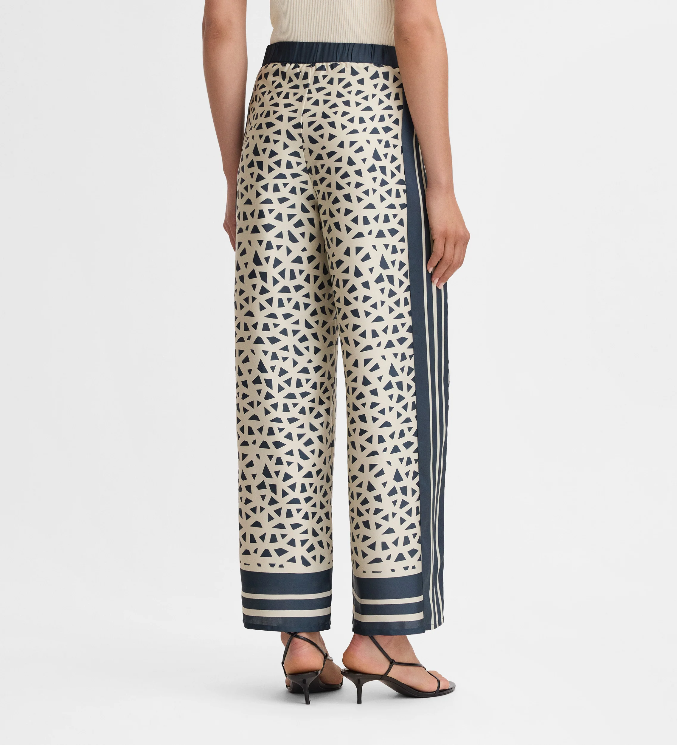 Pantalón fluido estampado - Image 5