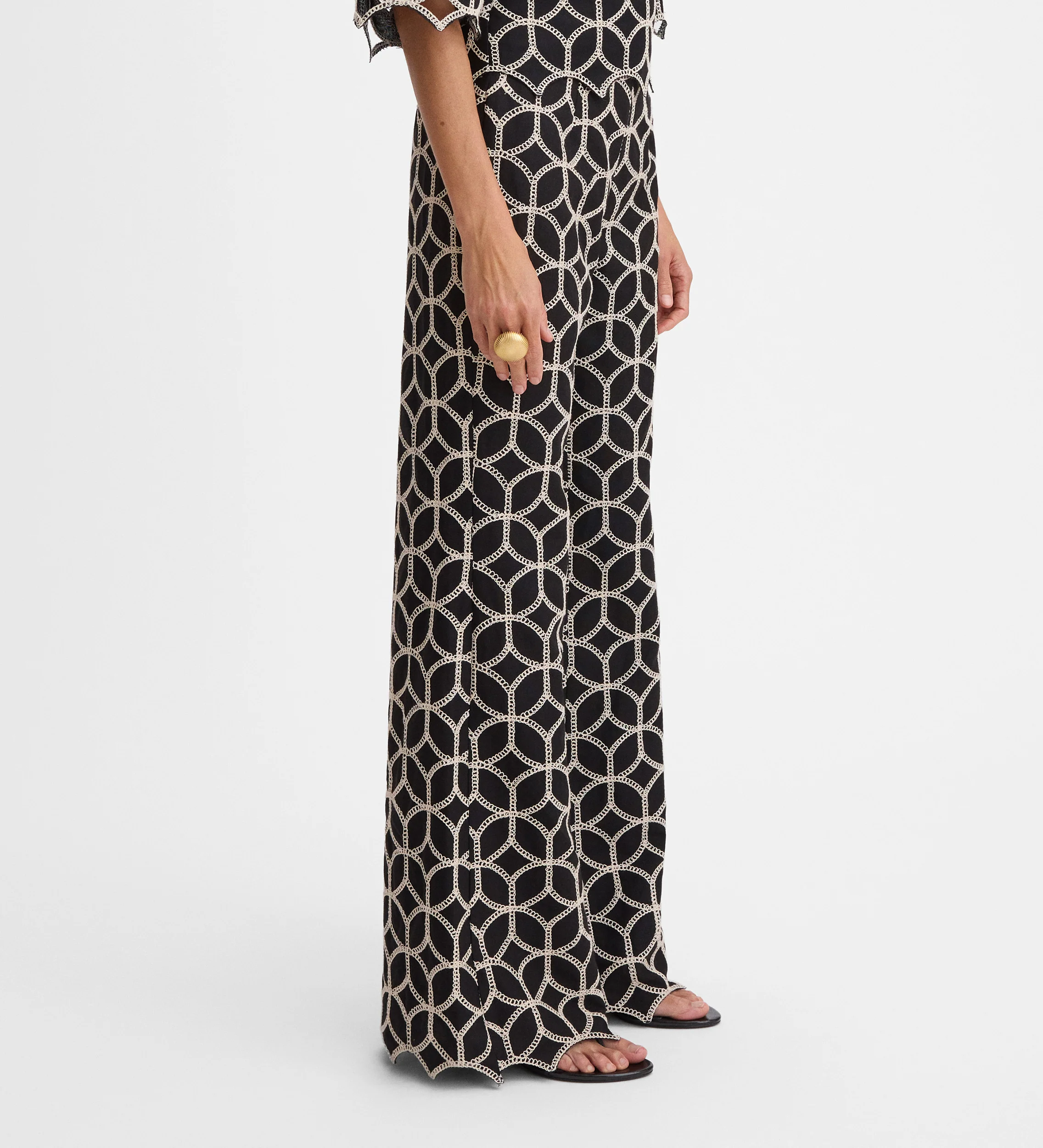 Pantalón palazzo bordado - Image 3