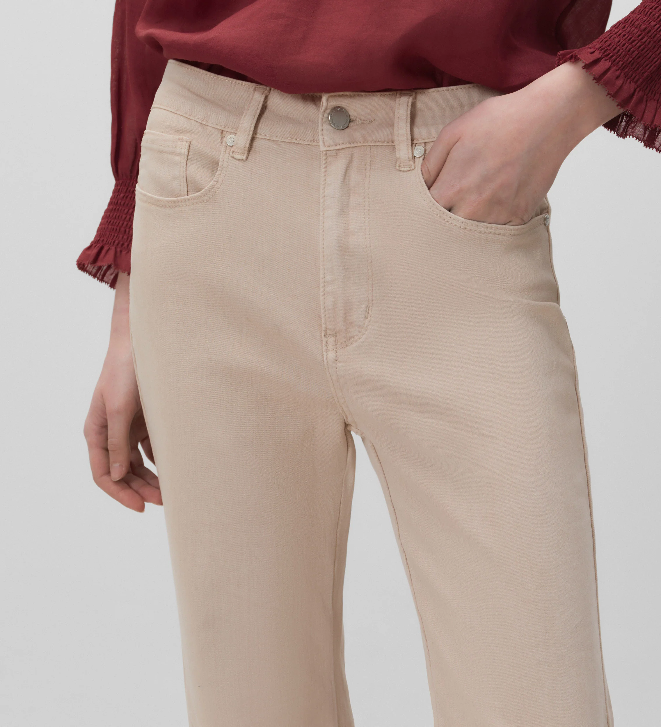 Pantalón vaquero acampanado - Image 5