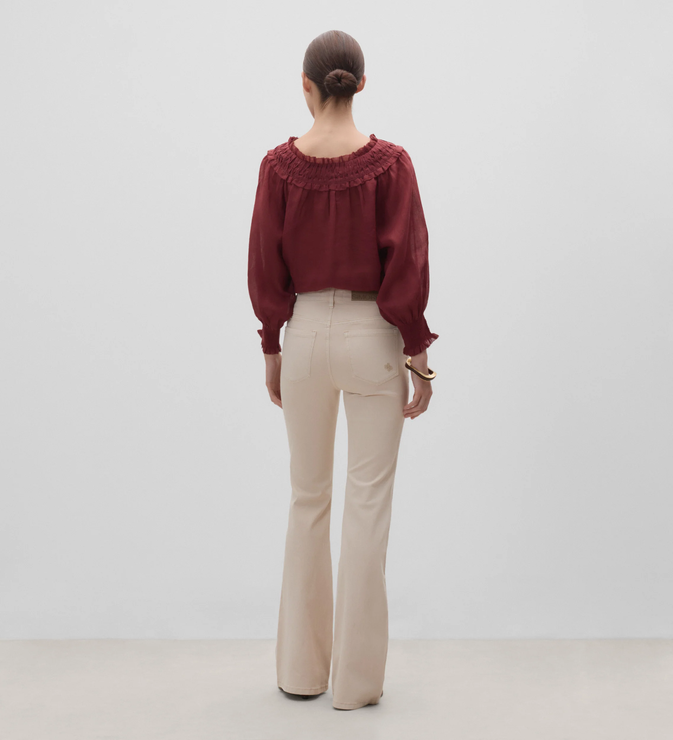 Pantalón vaquero acampanado - Image 5