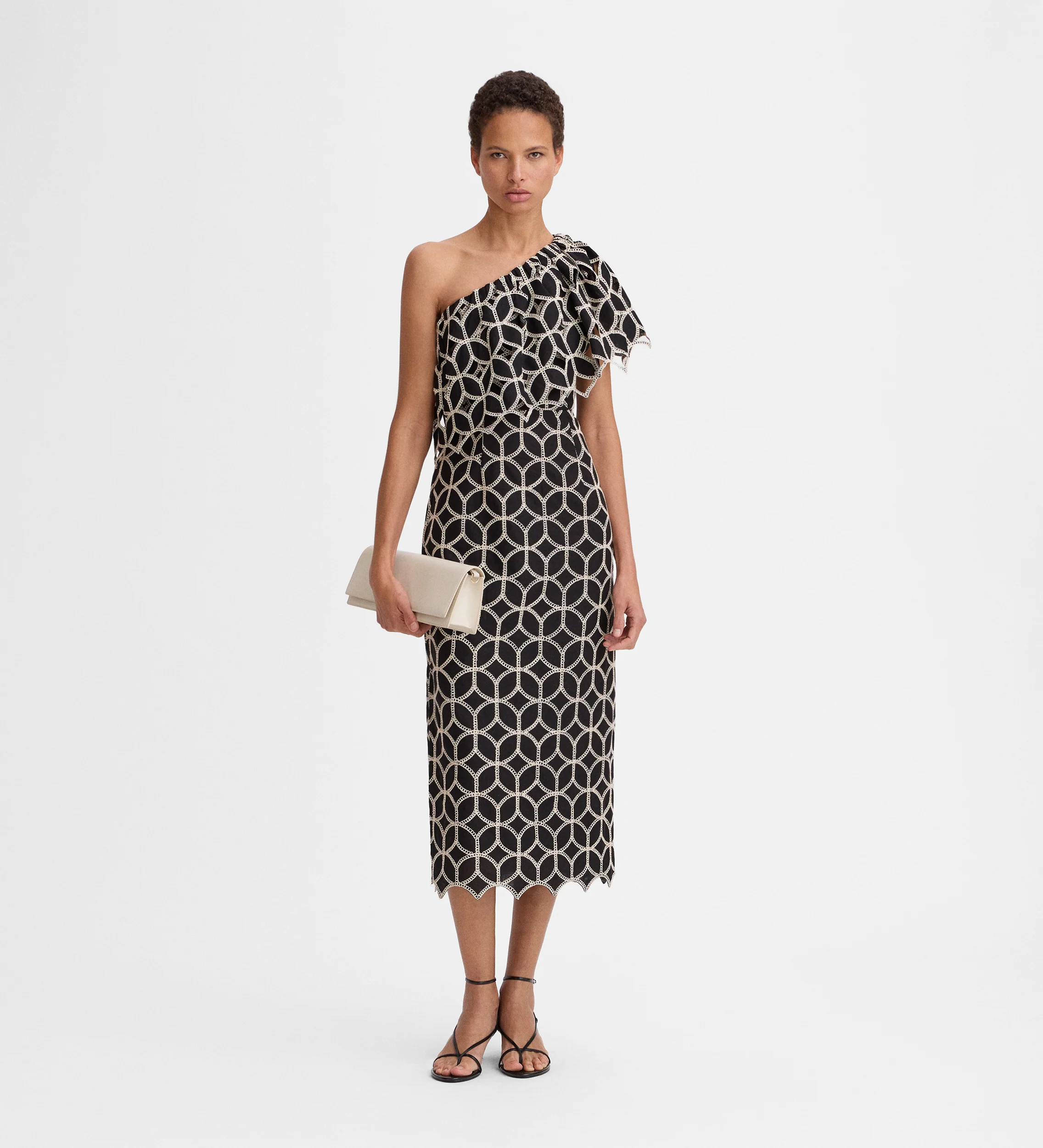 Vestido midi bordado