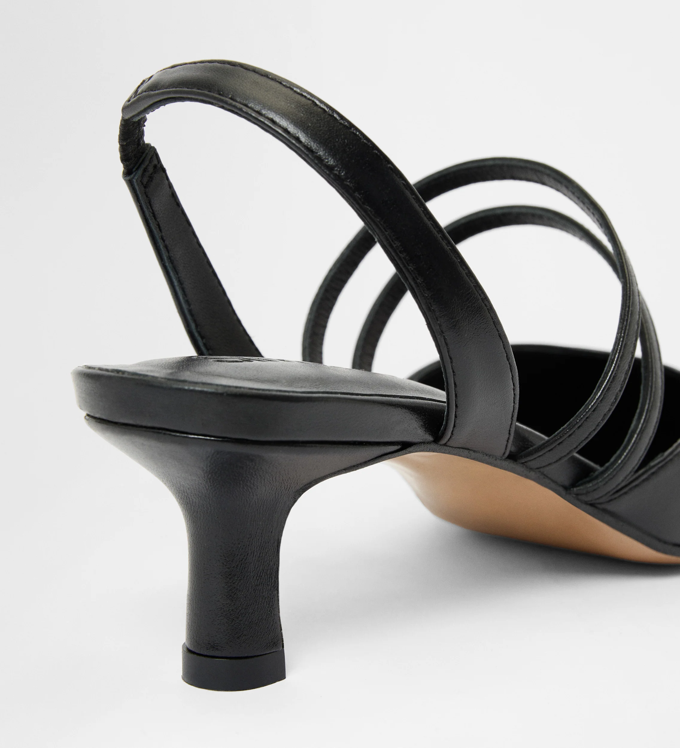 Zapato punta tacón kitten - Image 5